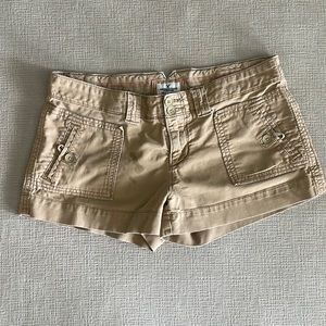 Brown, low rise, cargo, short shorts